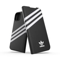 【取扱終了製品】adidas Originals Booklet SAMBA FW21 iPhone 13 Black /White〔アディダス〕